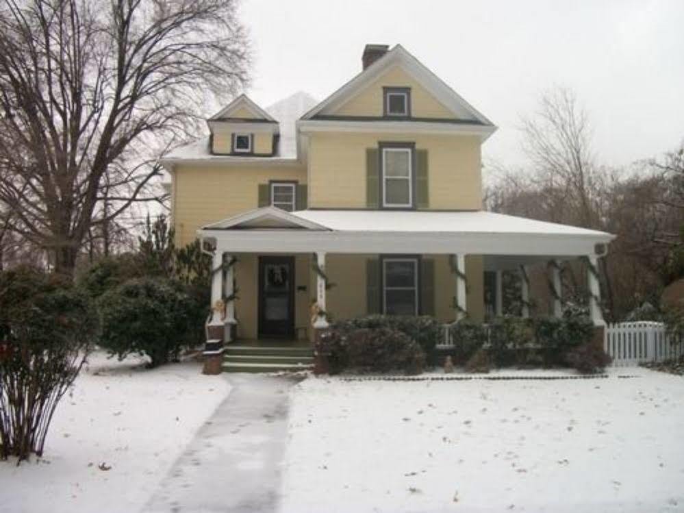 The Dailey Renewal Retreat B & B Greensboro Exterior photo